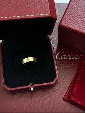 Cartier Love Ring Classic Model 18K Yellow Gold 5.5mm Size 47 / US 4 Box & COA